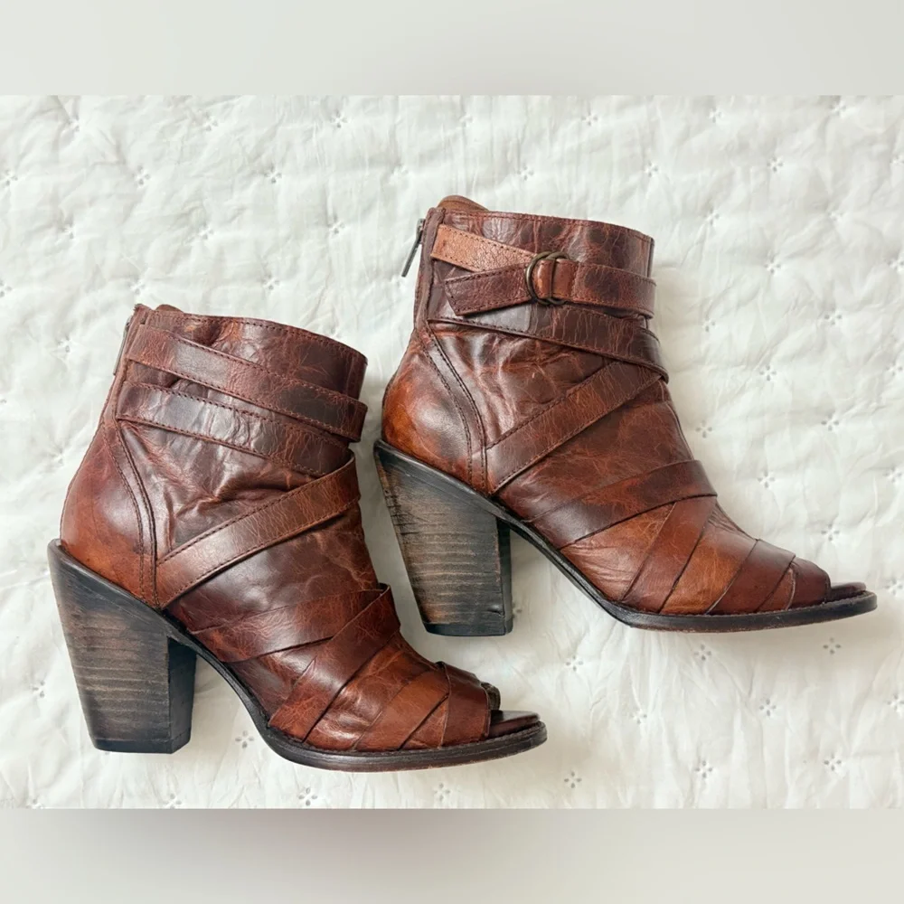 Freebird by Steven Joker Cognac Brown Leather Booties Open Toe Women’s Size 8